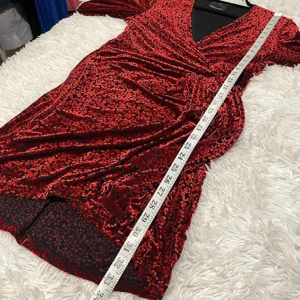 C/MEO Breakthrough Velvet Long Sleeve Tie Front Dress in Black and Red Medium